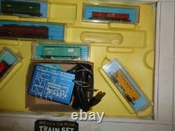 Vintage Atlas N Scale Ready to Run Train Set In Original Box with 54 Tracks, etc