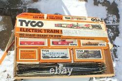 Vintage Tyco Electric Train Ready-to-Run set c. 1974-75 New in Box Tested