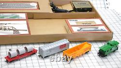Vintage Tyco Electric Train Set 7311 HO Scale Burlington with Bridge Ready To Run