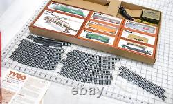Vintage Tyco Electric Train Set 7311 HO Scale Burlington with Bridge Ready To Run