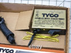 Vintage Tyco Electric Train Set 7311 HO Scale Burlington with Bridge Ready To Run