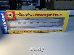 Walthers Ready-to-Run Santa Fe Super Chief 8-Car Set