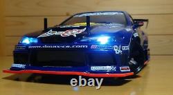 1 D-MAX Carrosserie Masashi Yokoi S15 avec LED et ensemble complet 2 Dripache Supra RTR blanc