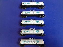 Athearn RTR Wagon-citerne de boue argileuse de 16 000 gallons J. M. Huber ensemble de 5 wagons