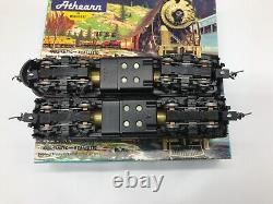 En français, le titre traduit serait : Ensemble de 2 locomotives Southern Pacific Black Widow F7A F7B à l'échelle Ho, alimentées, prêtes à rouler (RTR).