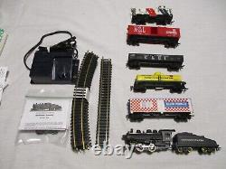 Ensemble de train de marchandises électrique excellent à l'échelle H. O. Prêt à rouler, rien d'autre à acheter