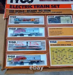 Ensemble de train électrique Tyco HO Scale prêt à rouler Diesel Freight Santa Fe Vintage
