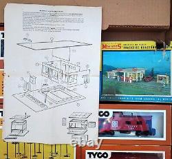 Ensemble de train électrique Tyco HO Scale prêt à rouler Diesel Freight Santa Fe Vintage