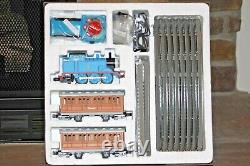 Ensemble de train prêt à fonctionner Thomas & Friends 2012 avec télécommande et circuit ovale - Retiré