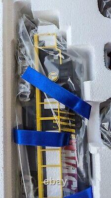 Lionel 7-11004 Ensemble de train NASCAR O-Gauge prêt à fonctionner en boîte neuve usée
