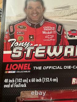 Nouveau dans la boîte Lionel T1428 Tony Stewart Nascar Rtr Train Set O Gauge