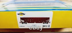 Santa Fe RR 40' OB 4 Bay Ballast Hopper MOW 4 CAR SET Athearn 7634 HO
<br/>
  	 
	
<br/>
	Santa Fe RR 40' OB 4 Bay Ballast Hopper MOW 4 CAR SET Athearn 7634 HO