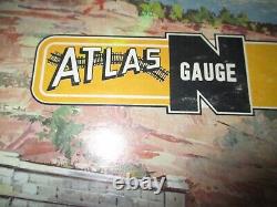 Vintage Atlas Set De Train Prêt À Courir N Gauge Santa Fe Diesel Loco Avec Voitures, Piste